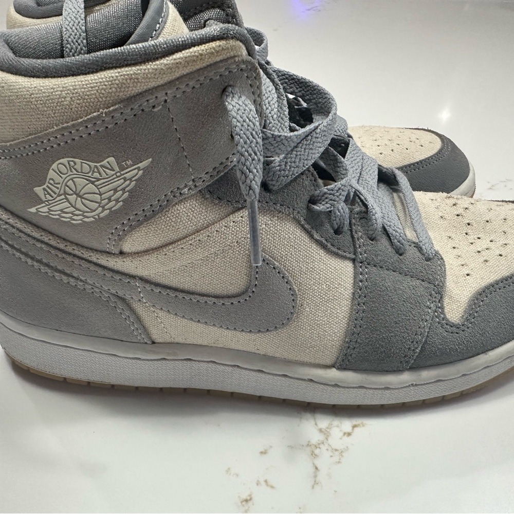 Air Jordan 1 Mid Coconutmilk